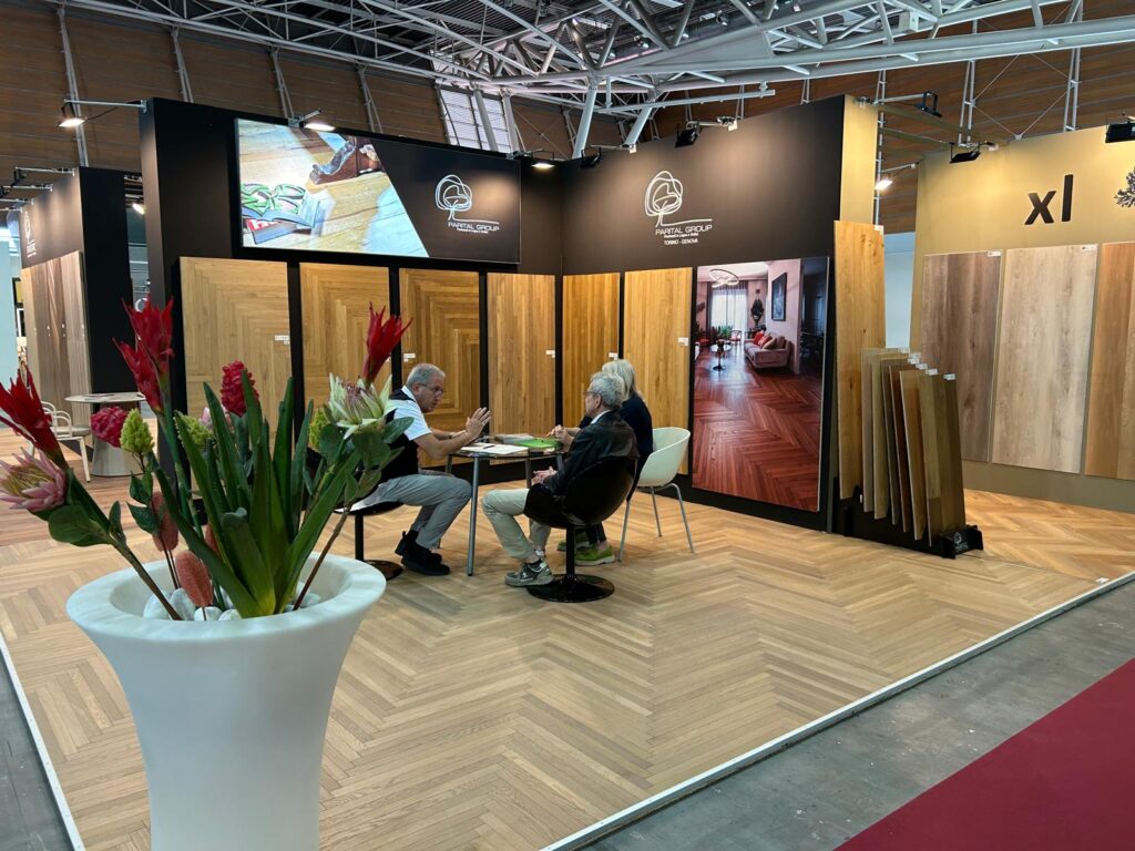 Lo stand di Parital, produttori di pavimenti in PVC e in legno, all'evento Expo Casa Torino 2024.
