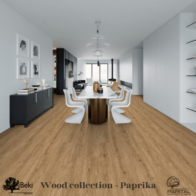 Pavimento SPC in vinile Wood della tonalità Paprika posato in una zona giorno moderna.