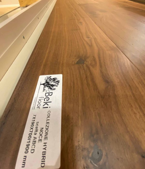 Hybrid Noce (particolare)