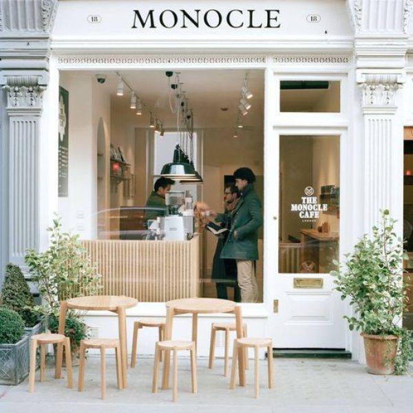 showroom-torino-paviamento-parete-verticale